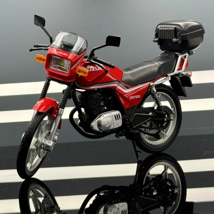 1:12 Alloy Suzuki Motorcycle Model – Collectible Diecast Bike with Front Wheel Suspension & Lights - AKT - 1901 - 490A - Planet Junior