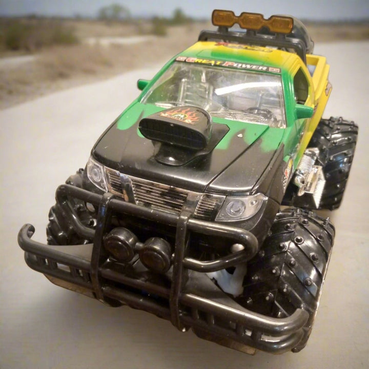 4x4 Monster Off Road Remote Control Jeep - BL652 - Planet Junior