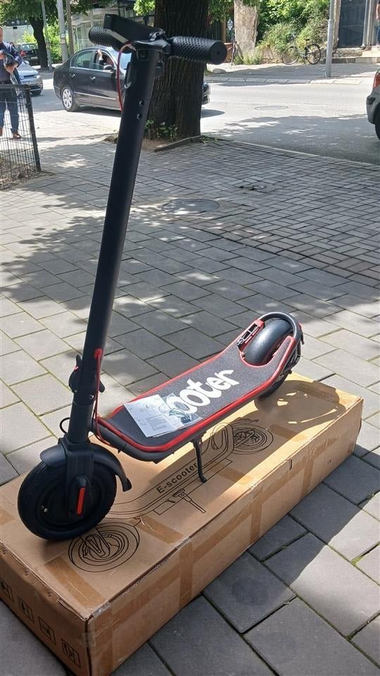 Cool Black Quick Sprint Scooty for Young Riders - BLL - ES - 00999 - Planet Junior