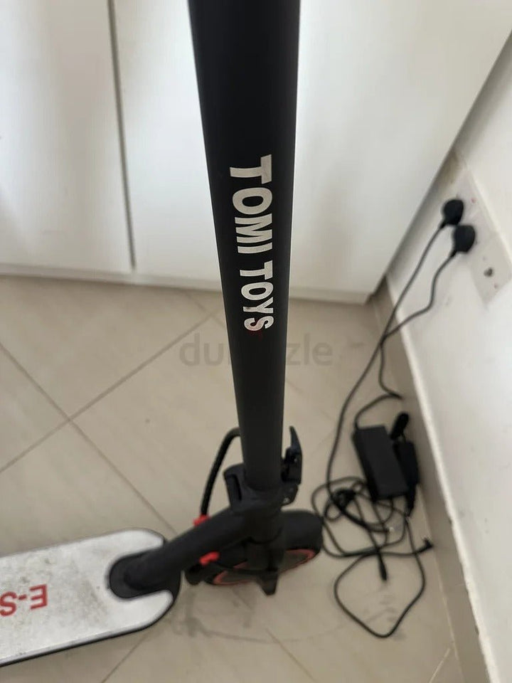 Electric Scooty with Long Range and Safe Brake - BLL - ES - 00995 - XMD - Planet Junior