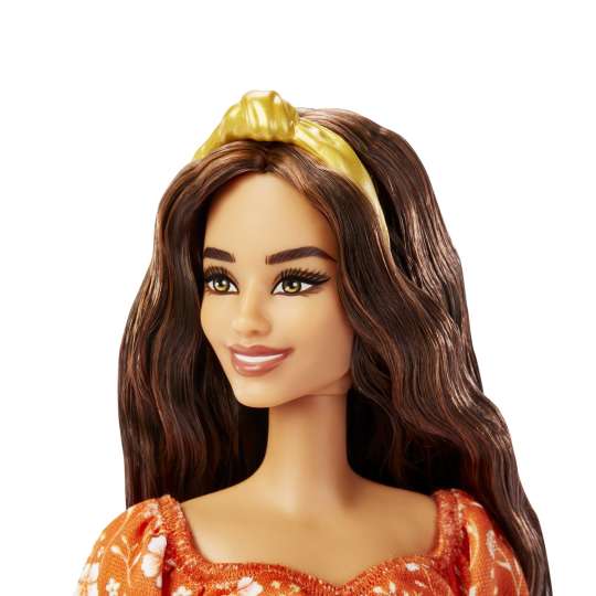 Barbie Fashionistas Wavy Hair Doll - HBV16 - Planet Junior