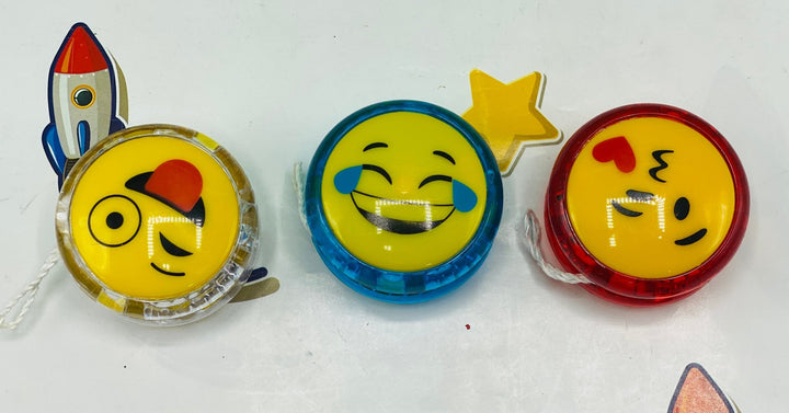 Plastic Smiley Yoyo for Kids - AT690 - Planet Junior